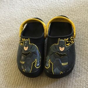 CROCS Kids Batman Black and Yellow Water Shoes